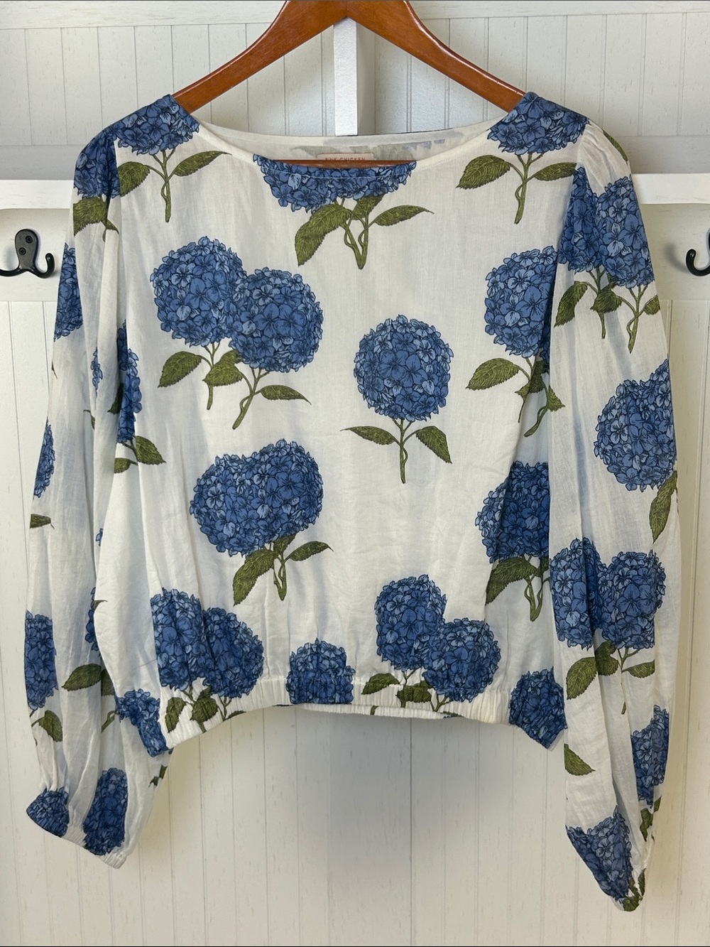 Pink Chicken Blue Hydrangea Cotton Blouse XL Coastal Hamptons